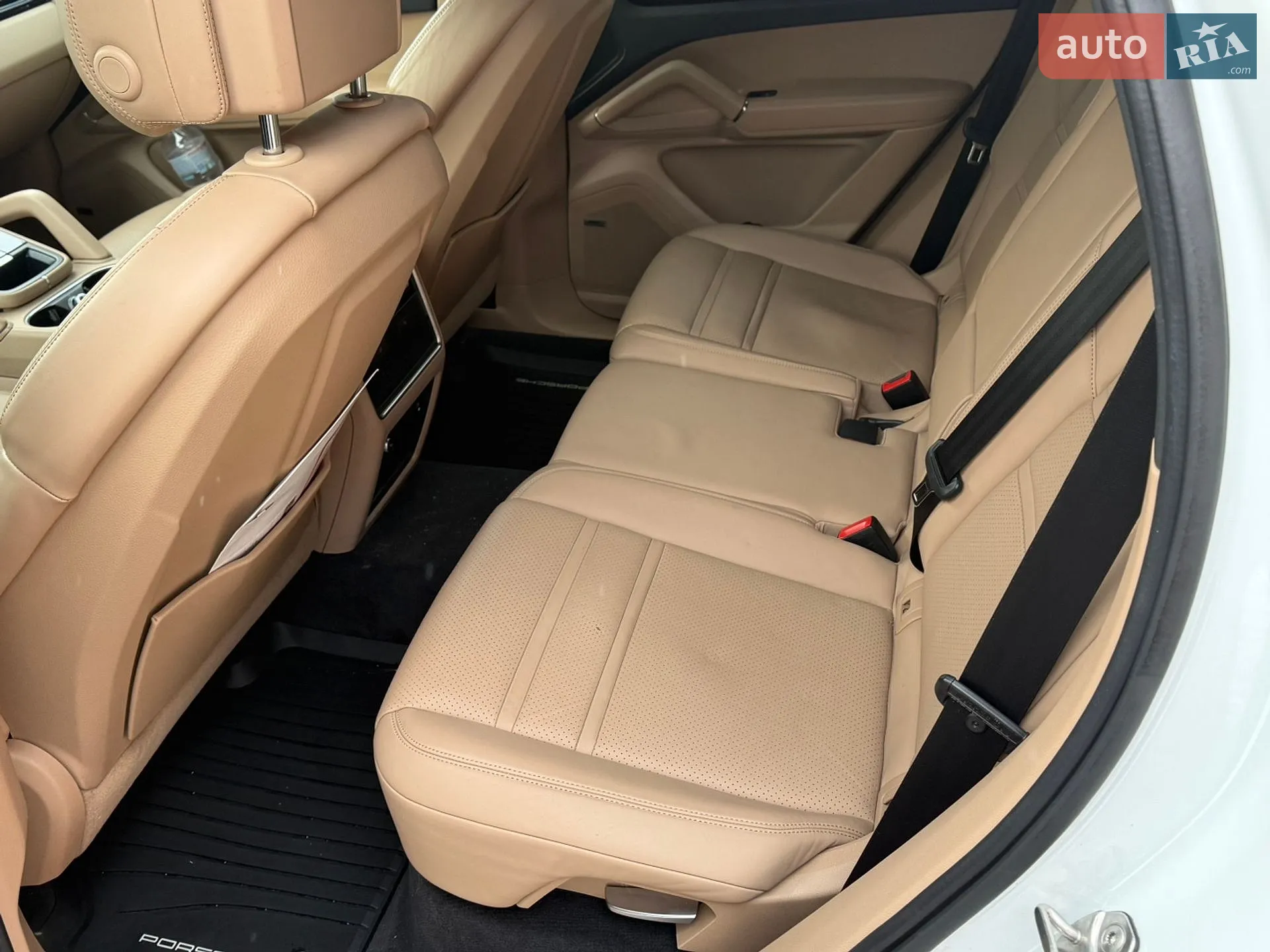 2020 Porsche Cayenne - мініатюра 10