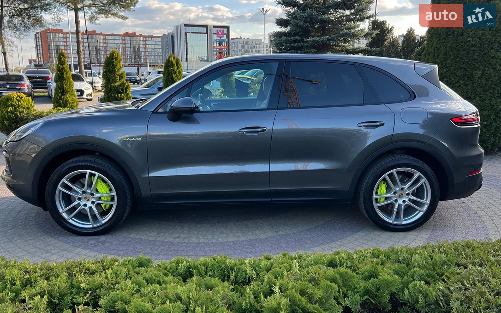 2022 Porsche Cayenne - мініатюра 4