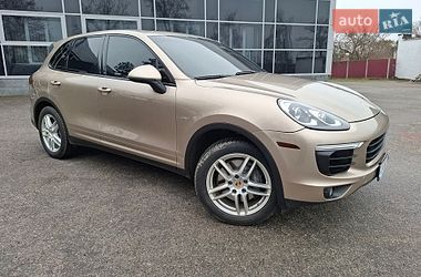 Позашляховик / Кросовер Porsche Cayenne 2014 в Харкові