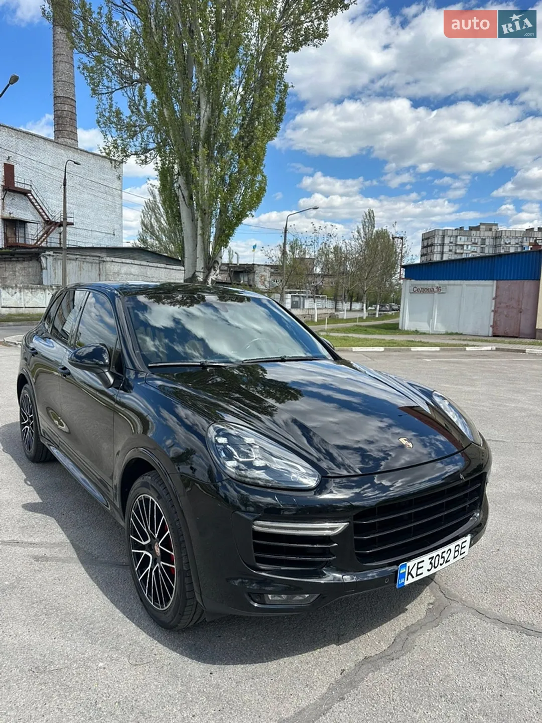 2015 Porsche Cayenne - мініатюра 3