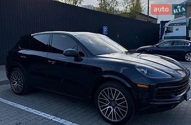 Внедорожник / Кроссовер Porsche Cayenne 2018 в Киеве
