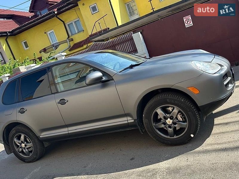 Porsche Cayenne 2004