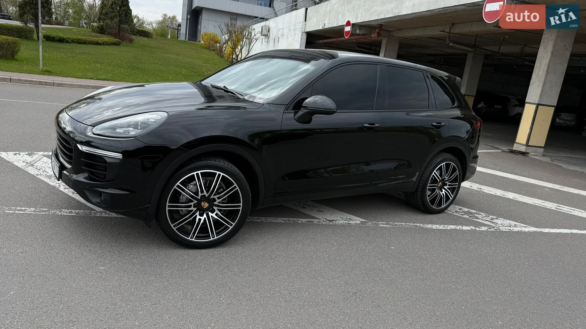 2017 Porsche Cayenne - мініатюра 4
