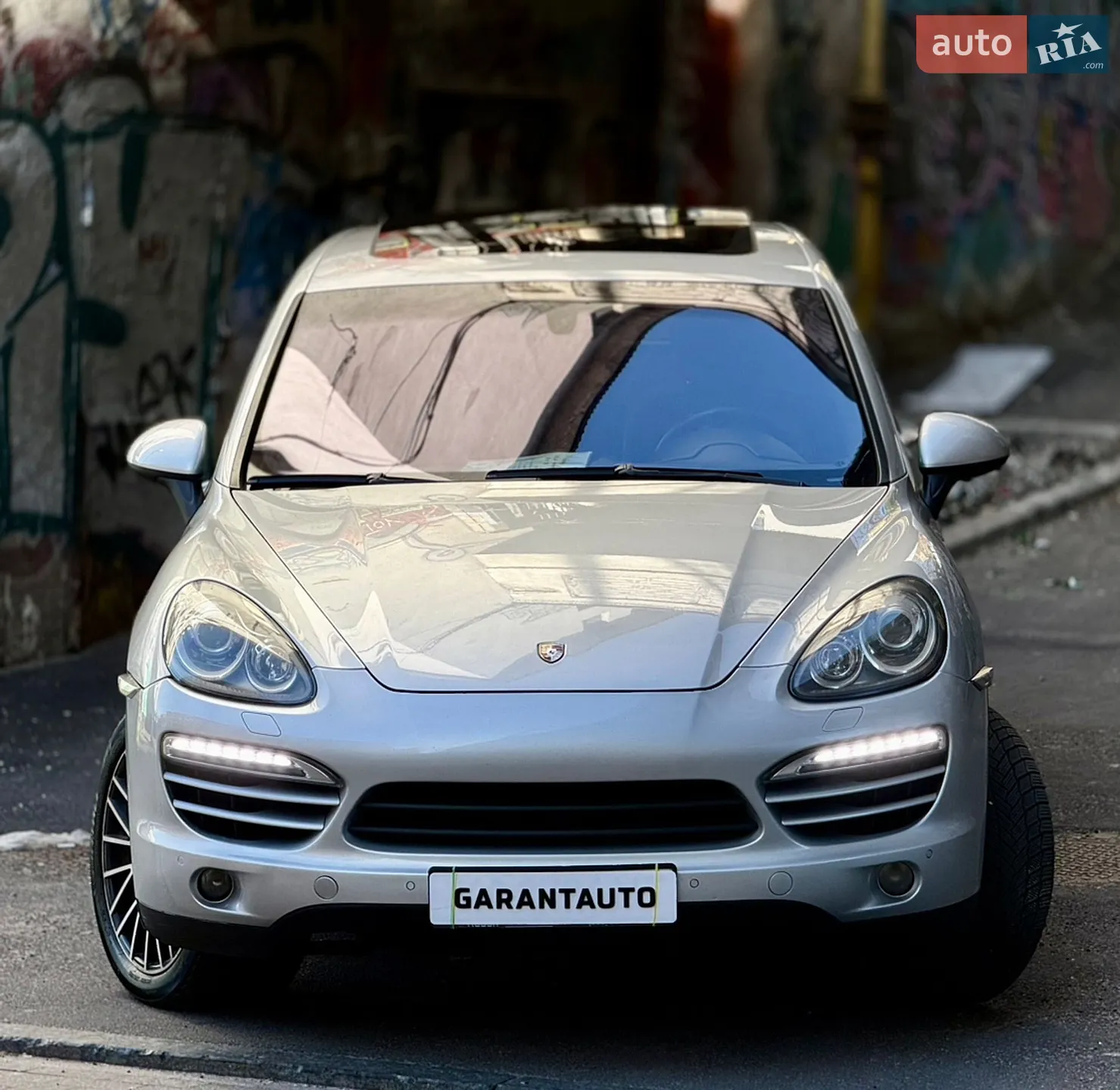 2013 Porsche Cayenne - мініатюра 2