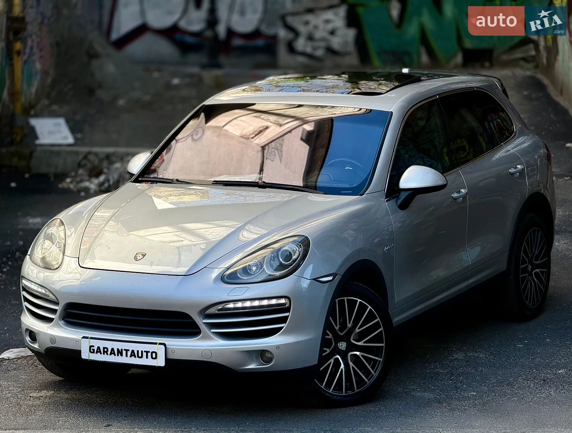 2013 Porsche Cayenne - мініатюра 23
