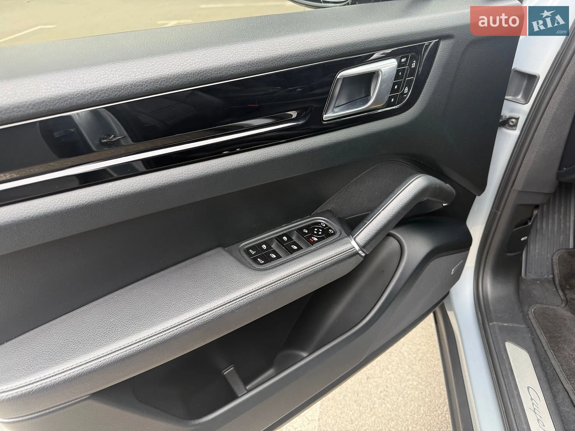 2019 Porsche Cayenne - мініатюра 14