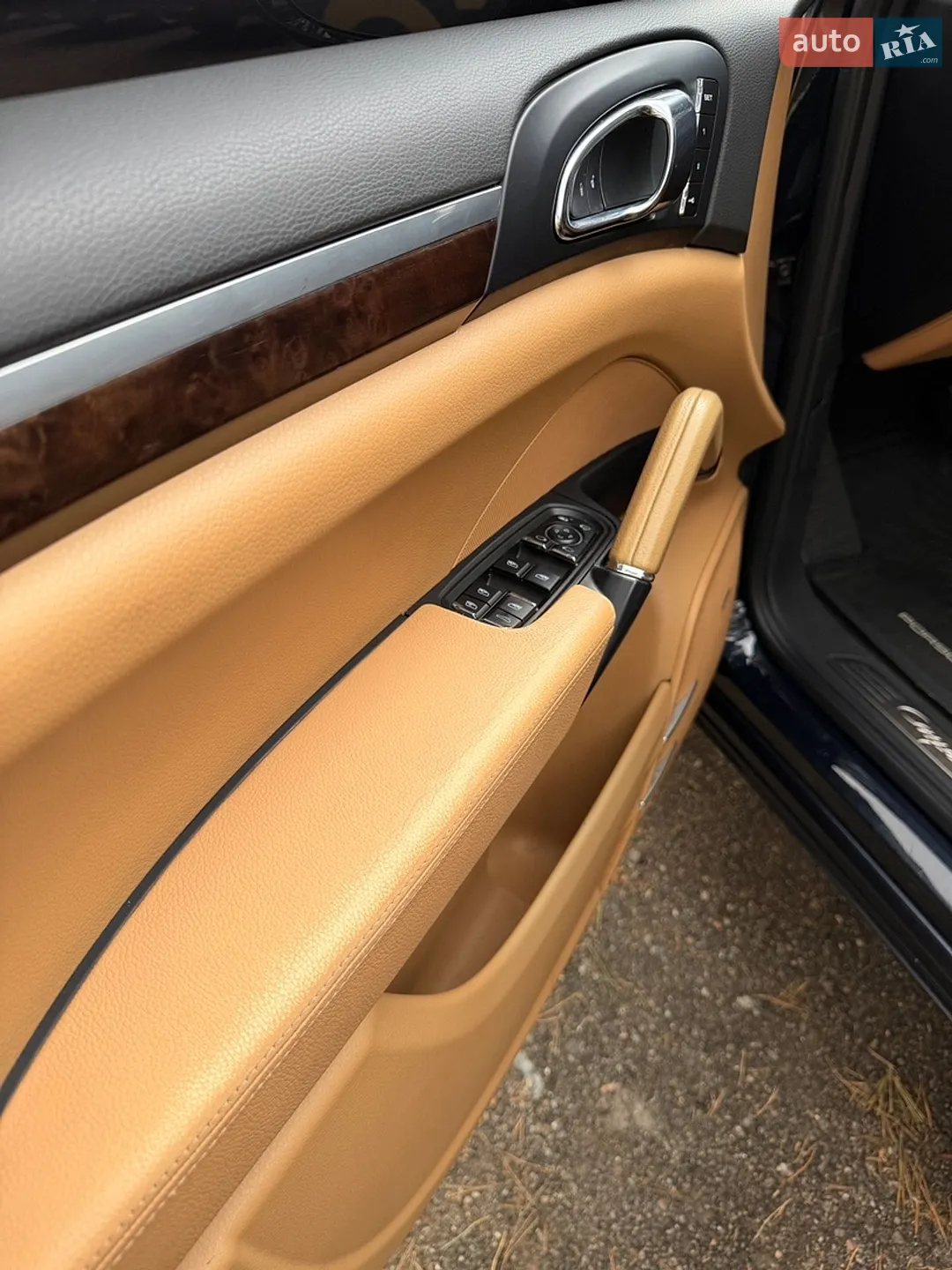 2015 Porsche Cayenne - мініатюра 11