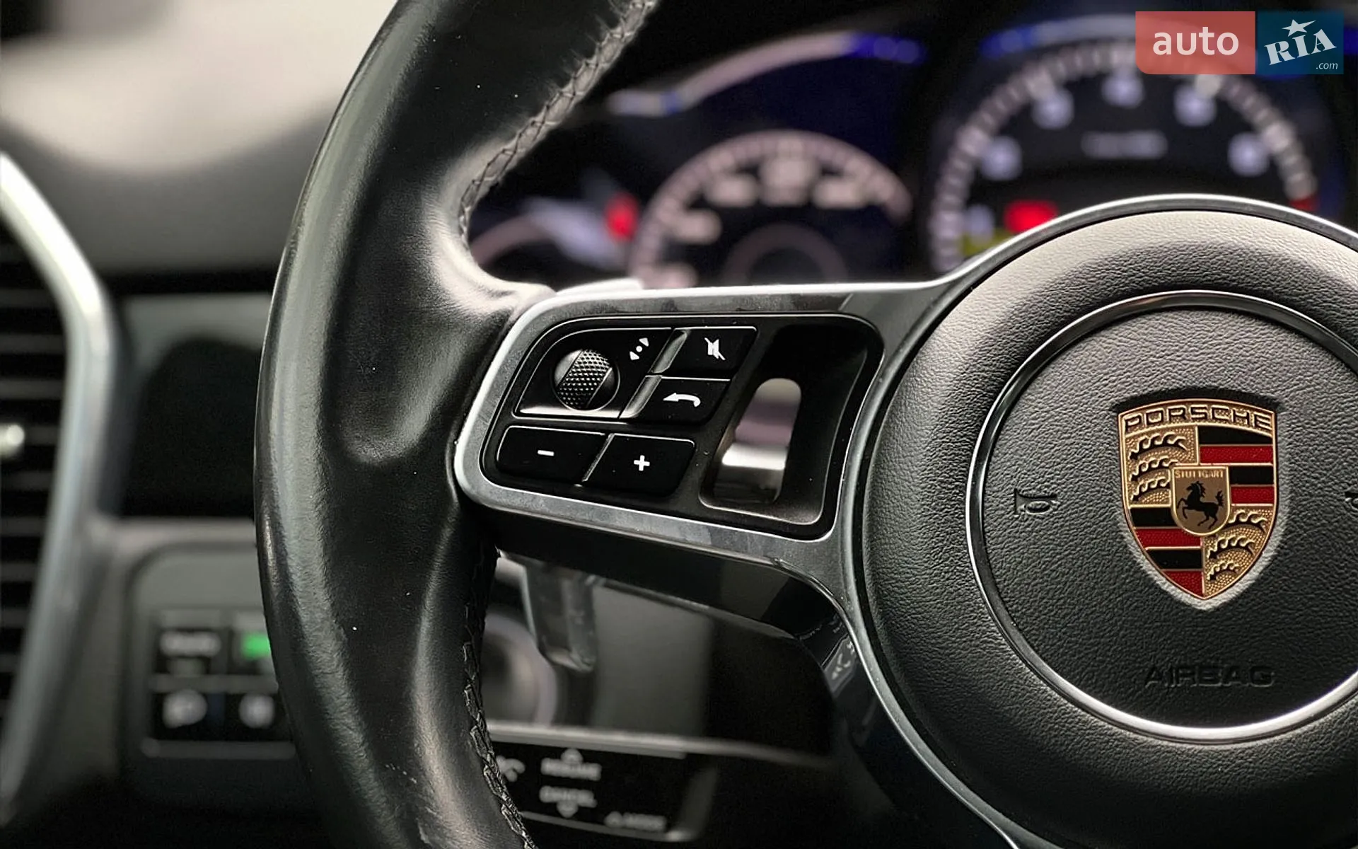 2020 Porsche Cayenne - мініатюра 16