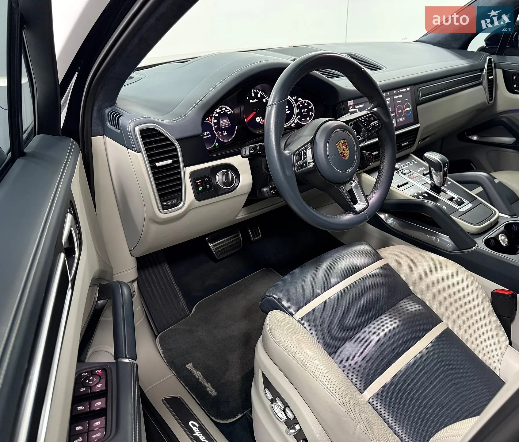 2019 Porsche Cayenne - мініатюра 27