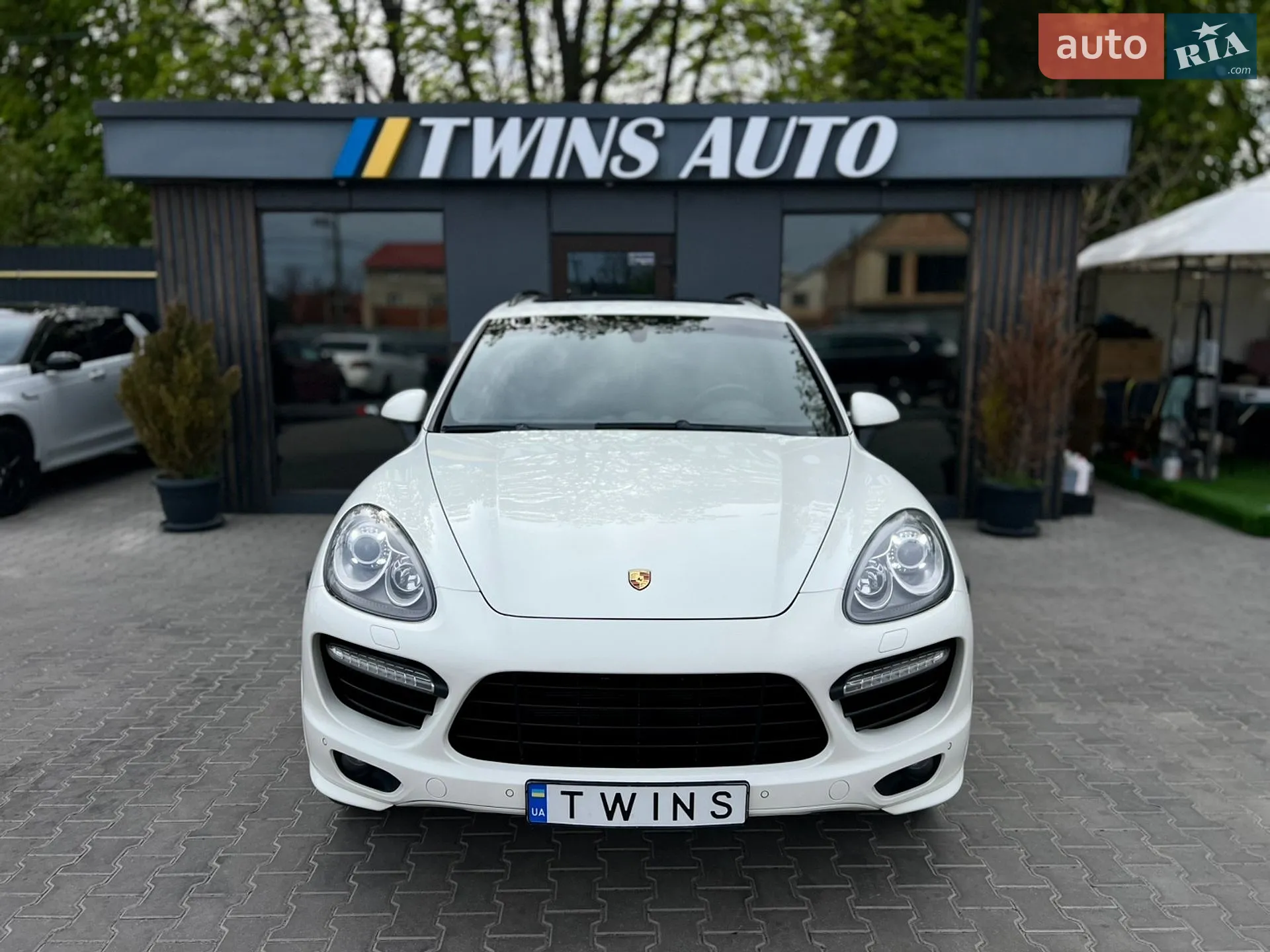 2011 Porsche Cayenne - мініатюра 14