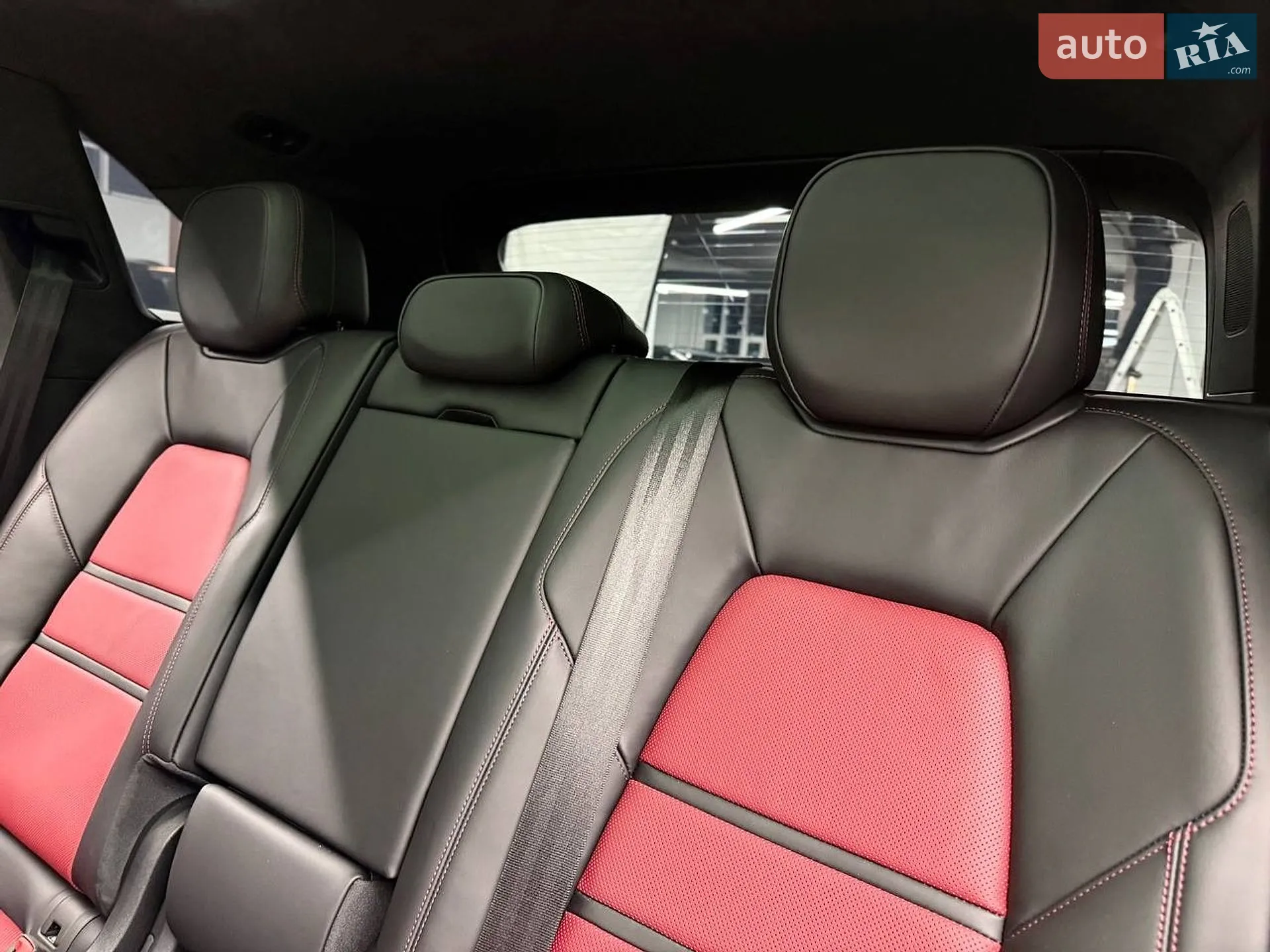 2023 Porsche Cayenne - мініатюра 28