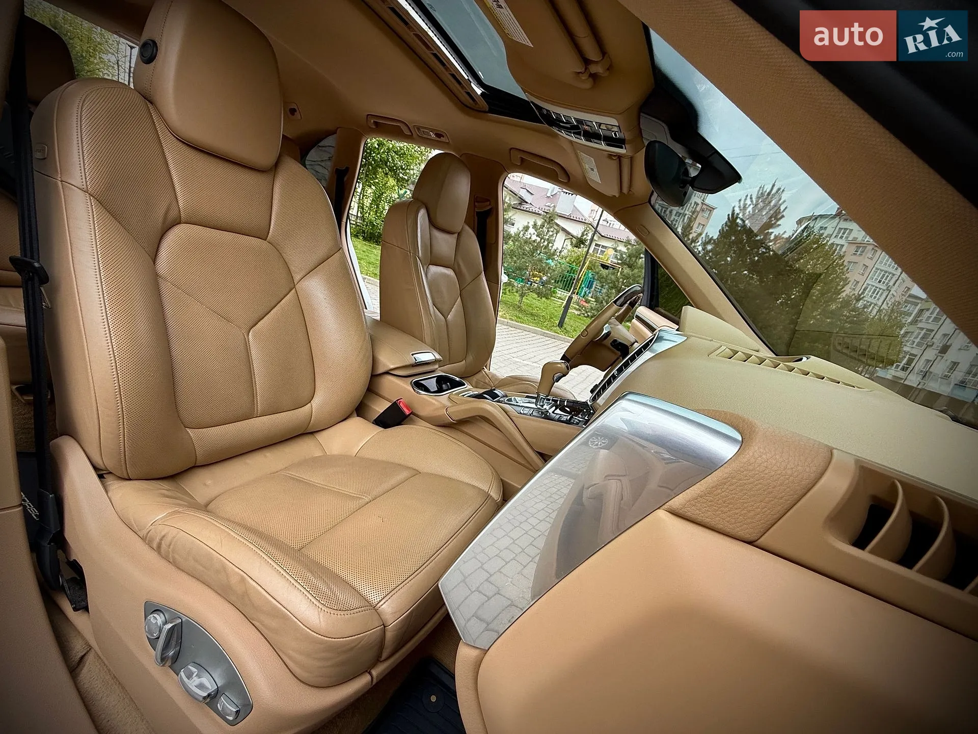 2012 Porsche Cayenne - мініатюра 41