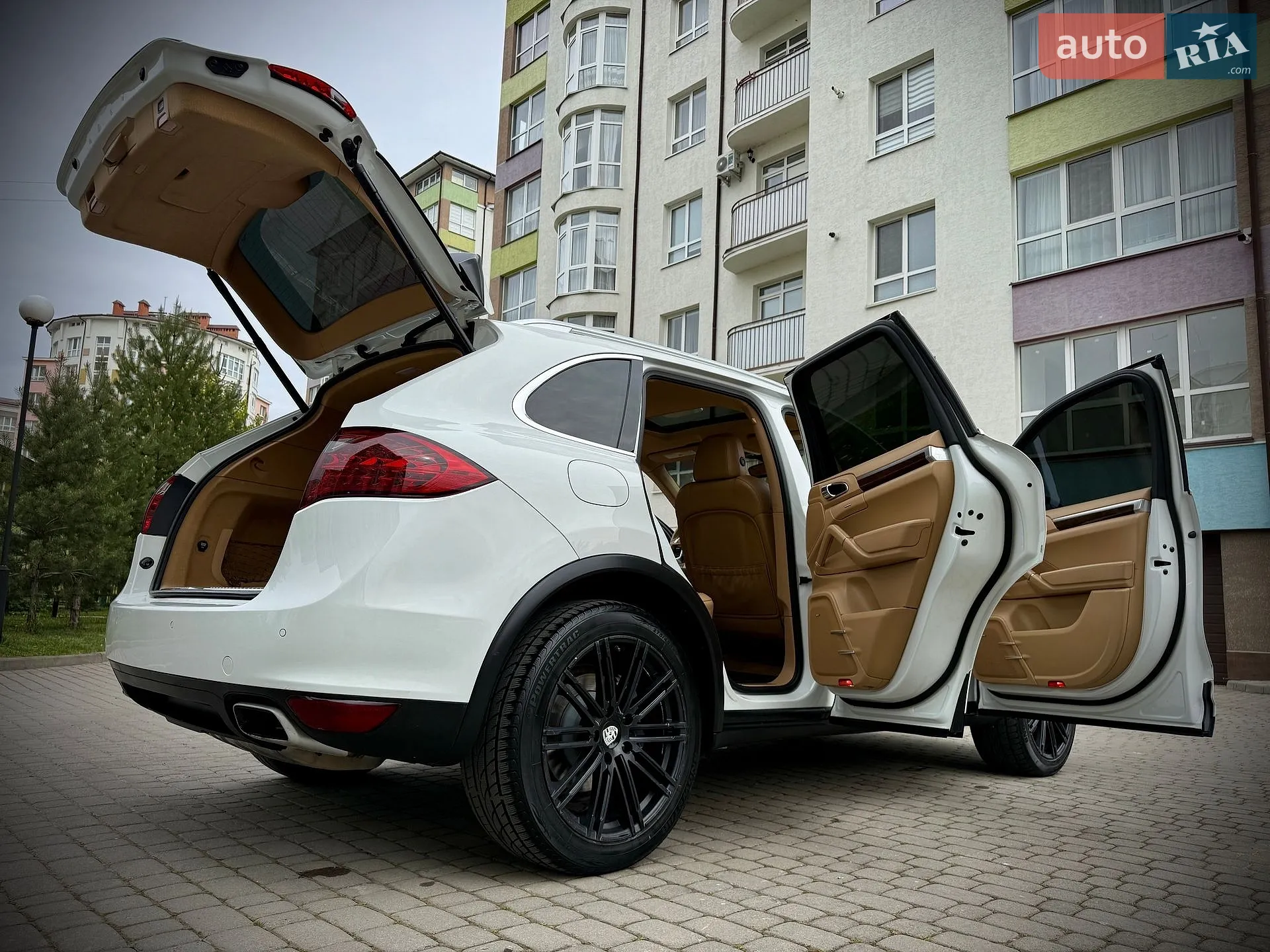 2012 Porsche Cayenne - мініатюра 52