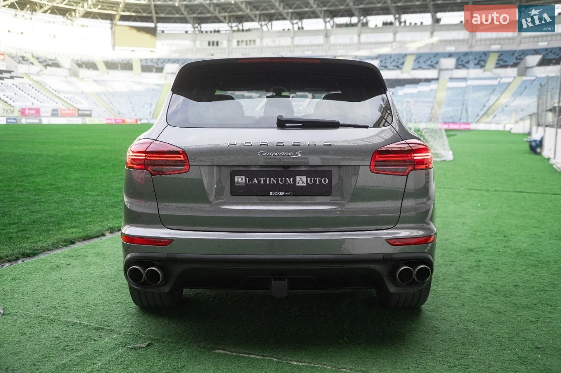 2016 Porsche Cayenne - мініатюра 18