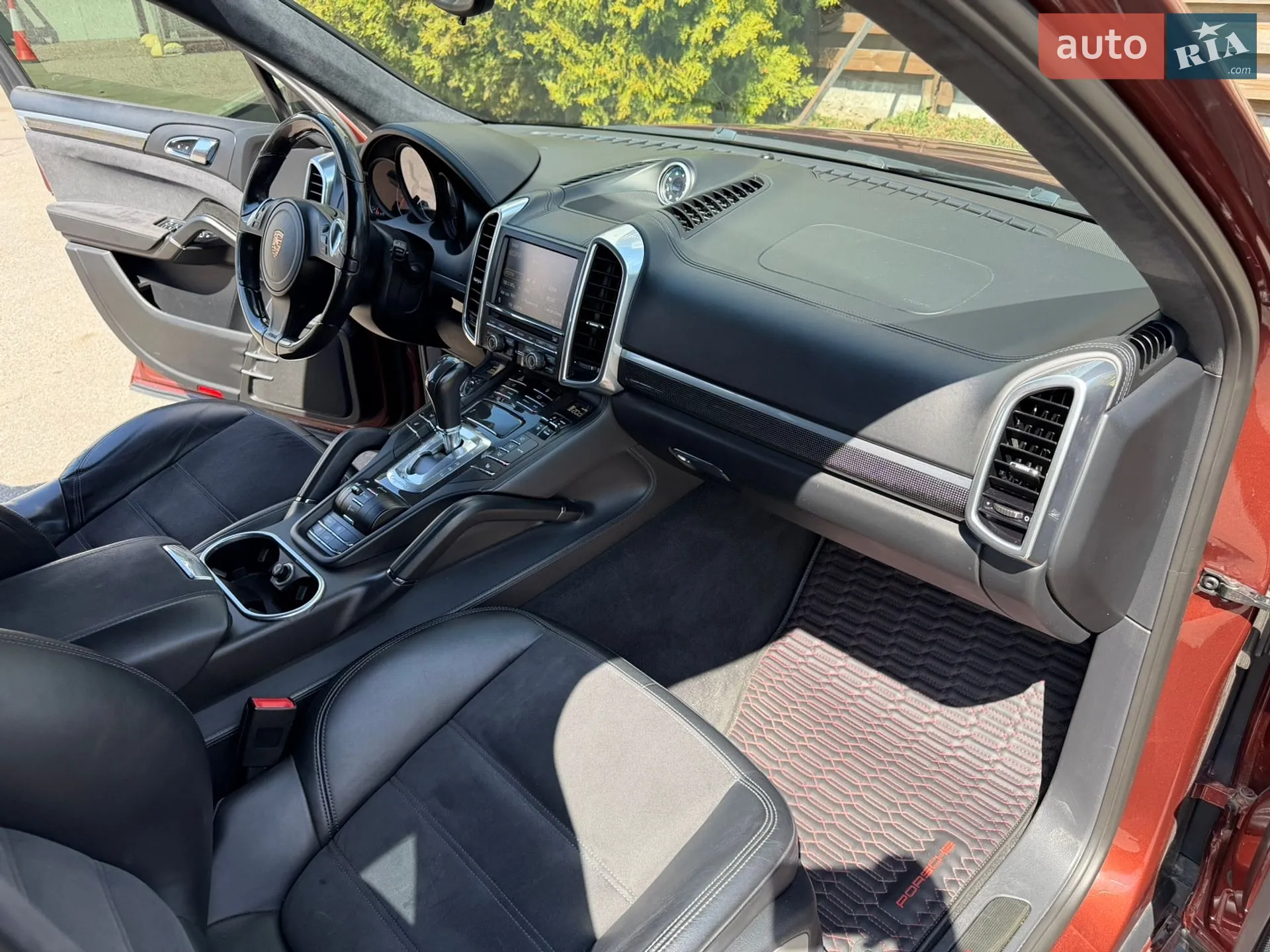 2012 Porsche Cayenne - мініатюра 21