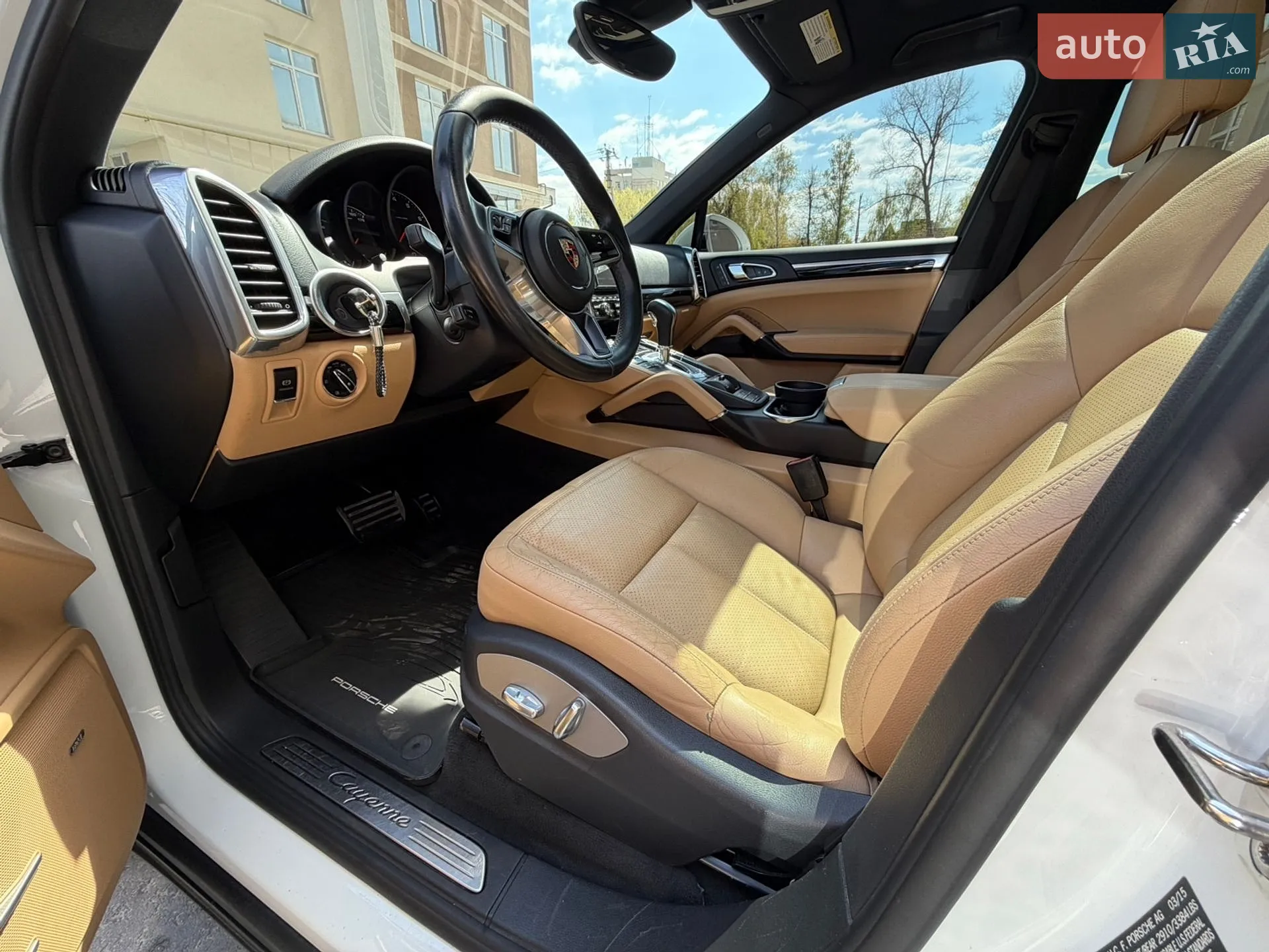 2015 Porsche Cayenne - мініатюра 28