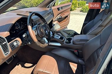 Внедорожник / Кроссовер Porsche Cayenne 2018 в Харькове