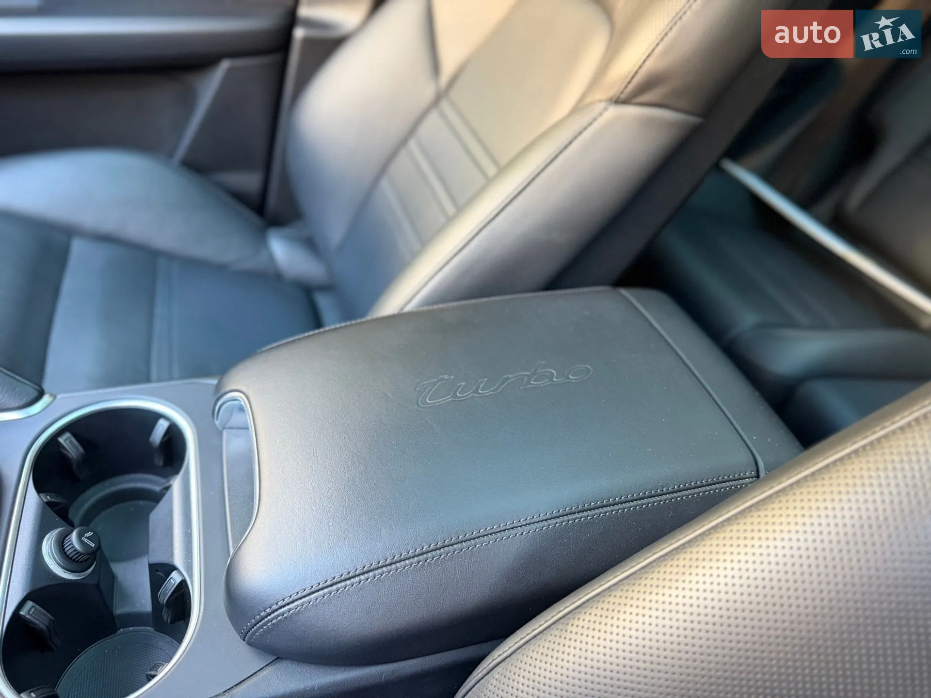 2019 Porsche Cayenne - мініатюра 37