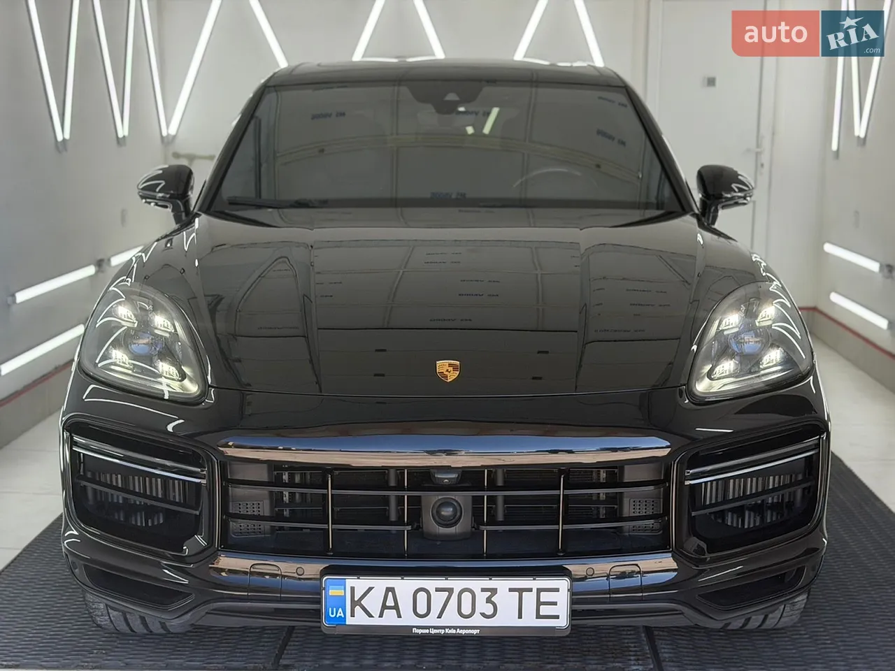 2020 Porsche Cayenne - мініатюра 9