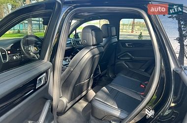 Внедорожник / Кроссовер Porsche Cayenne 2018 в Харькове