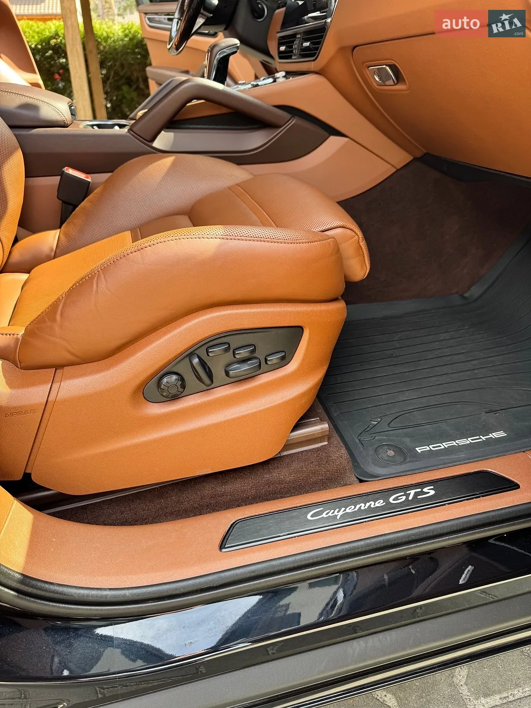 2021 Porsche Cayenne - мініатюра 21