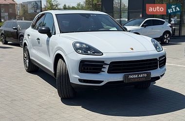 Внедорожник / Кроссовер Porsche Cayenne 2022 в Львове