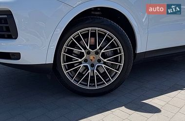 Внедорожник / Кроссовер Porsche Cayenne 2022 в Львове