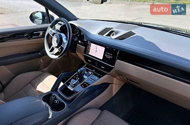 Внедорожник / Кроссовер Porsche Cayenne 2021 в Ужгороде