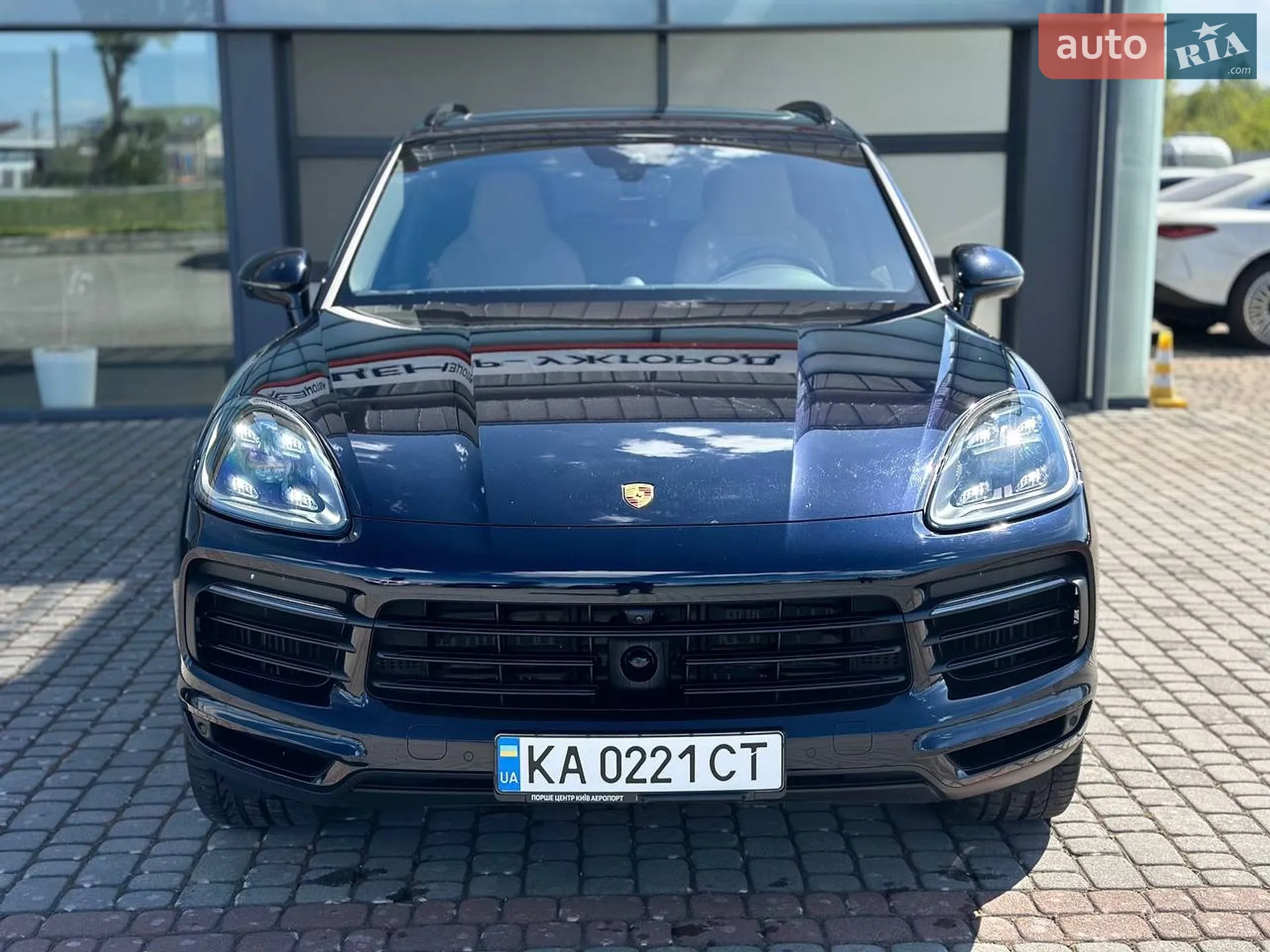 2021 Porsche Cayenne - мініатюра 2