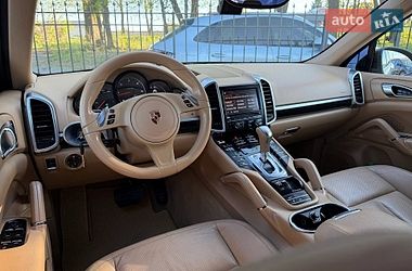 Внедорожник / Кроссовер Porsche Cayenne 2013 в Хмельницком