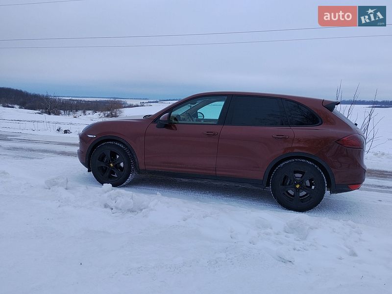 Позашляховик / Кросовер Porsche Cayenne 2012 в Кодимі