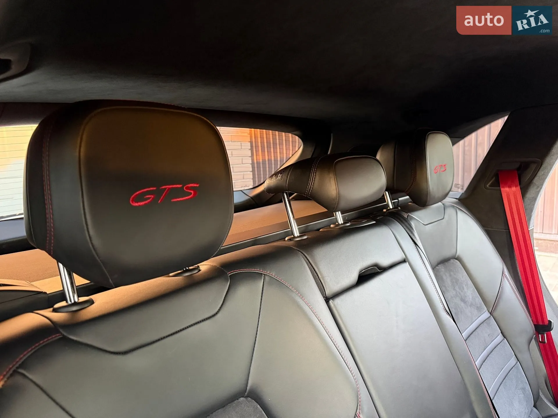 2021 Porsche Cayenne - мініатюра 37