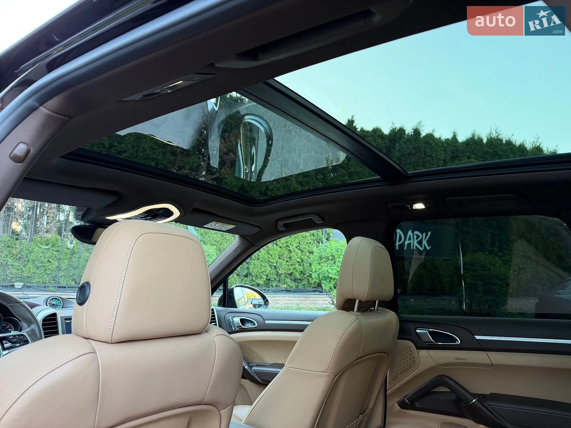 2015 Porsche Cayenne - мініатюра 38