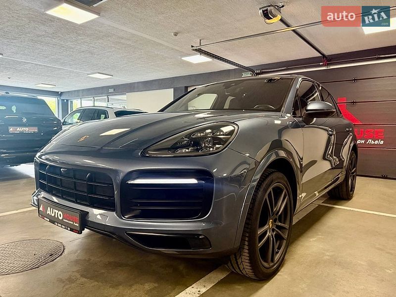 Внедорожник / Кроссовер Porsche Cayenne 2018 в Львове