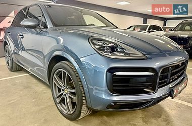 Внедорожник / Кроссовер Porsche Cayenne 2018 в Львове