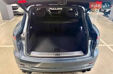 Внедорожник / Кроссовер Porsche Cayenne 2018 в Львове