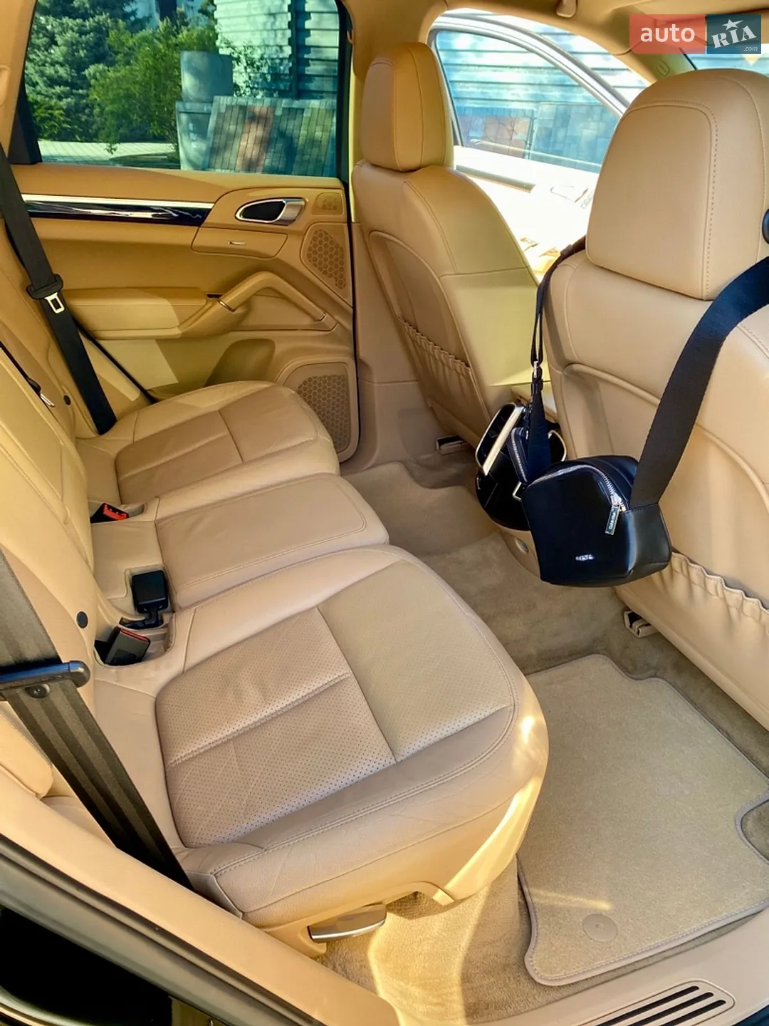 2012 Porsche Cayenne - мініатюра 13