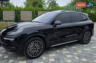 Внедорожник / Кроссовер Porsche Cayenne 2015 в Ивано-Франковске