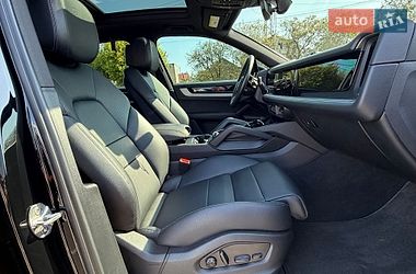Позашляховик / Кросовер Porsche Cayenne 2024 в Одесі
