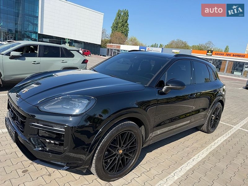 Позашляховик / Кросовер Porsche Cayenne 2024 в Одесі