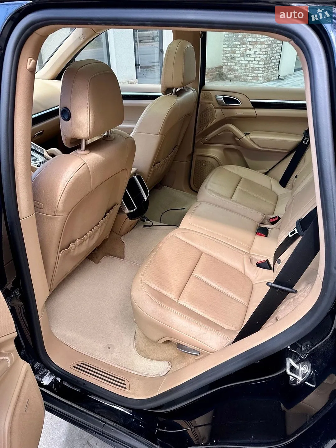 2014 Porsche Cayenne - мініатюра 14