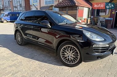 Позашляховик / Кросовер Porsche Cayenne 2012 в Тернополі