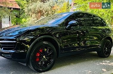 Позашляховик / Кросовер Porsche Cayenne 2010 в Києві