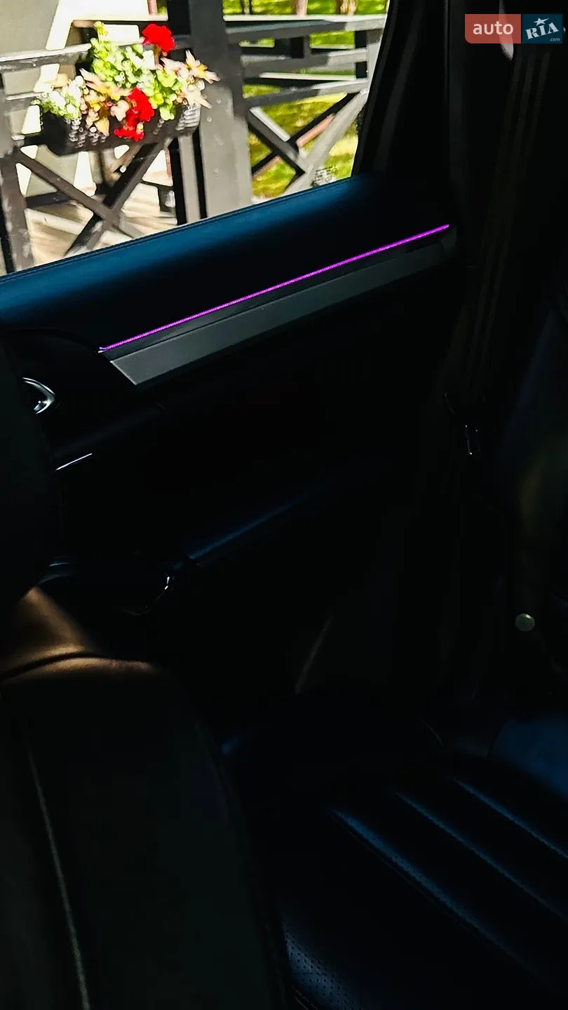 2010 Porsche Cayenne - мініатюра 138