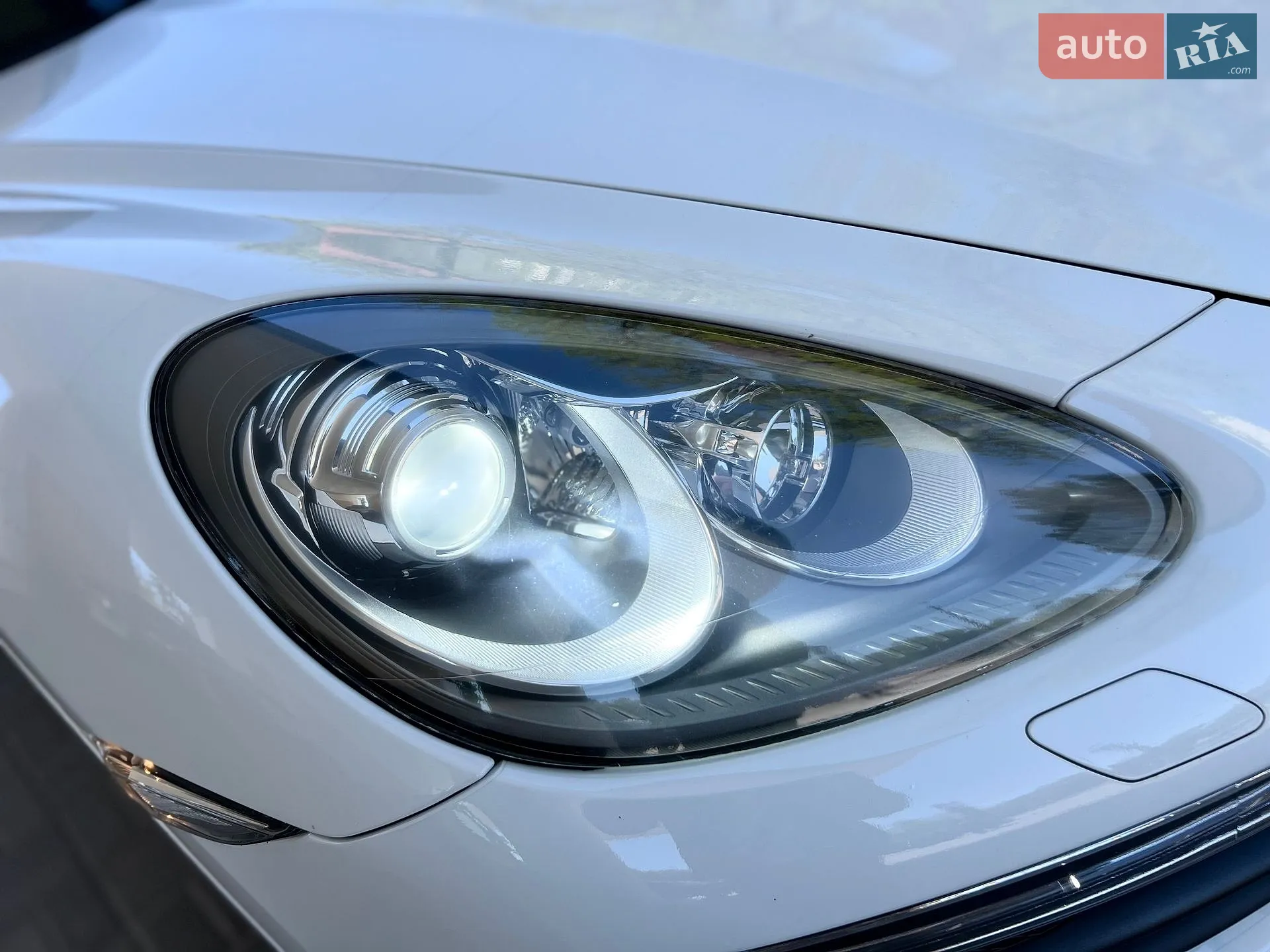 2012 Porsche Cayenne - мініатюра 11