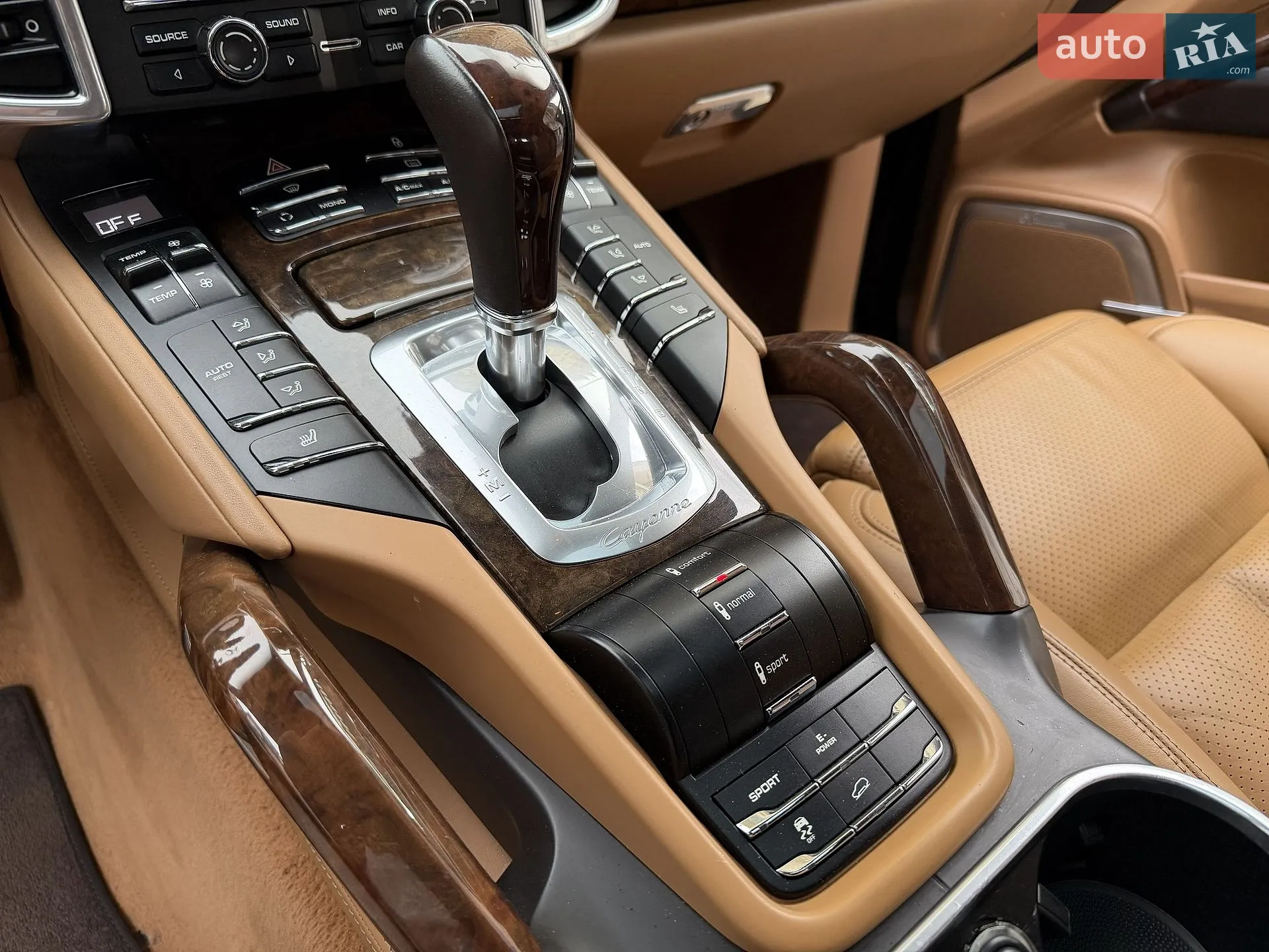2011 Porsche Cayenne - мініатюра 48