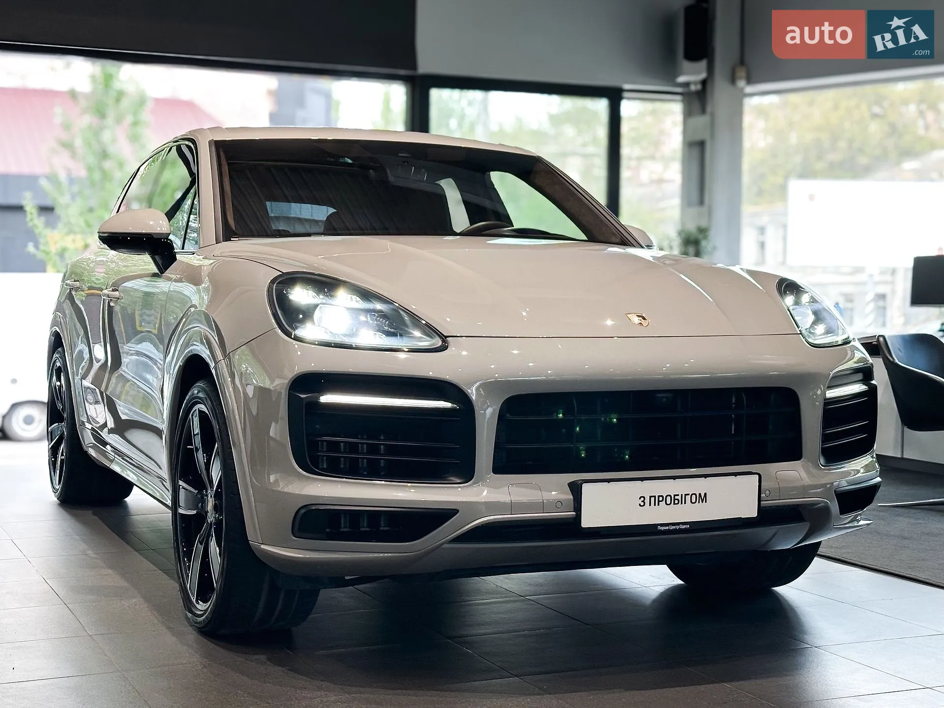 2022 Porsche Cayenne - мініатюра 3