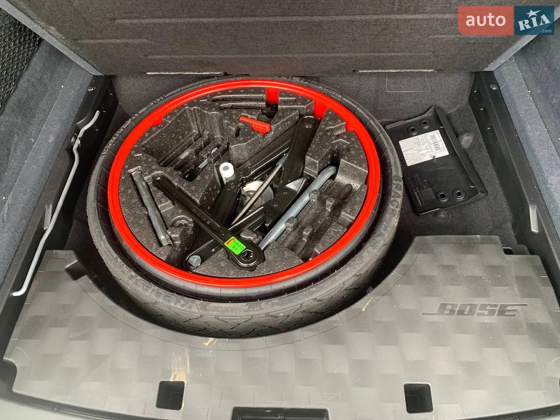 2019 Porsche Cayenne - мініатюра 43