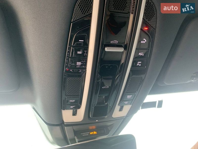 Внедорожник / Кроссовер Porsche Cayenne 2019 в Стрые