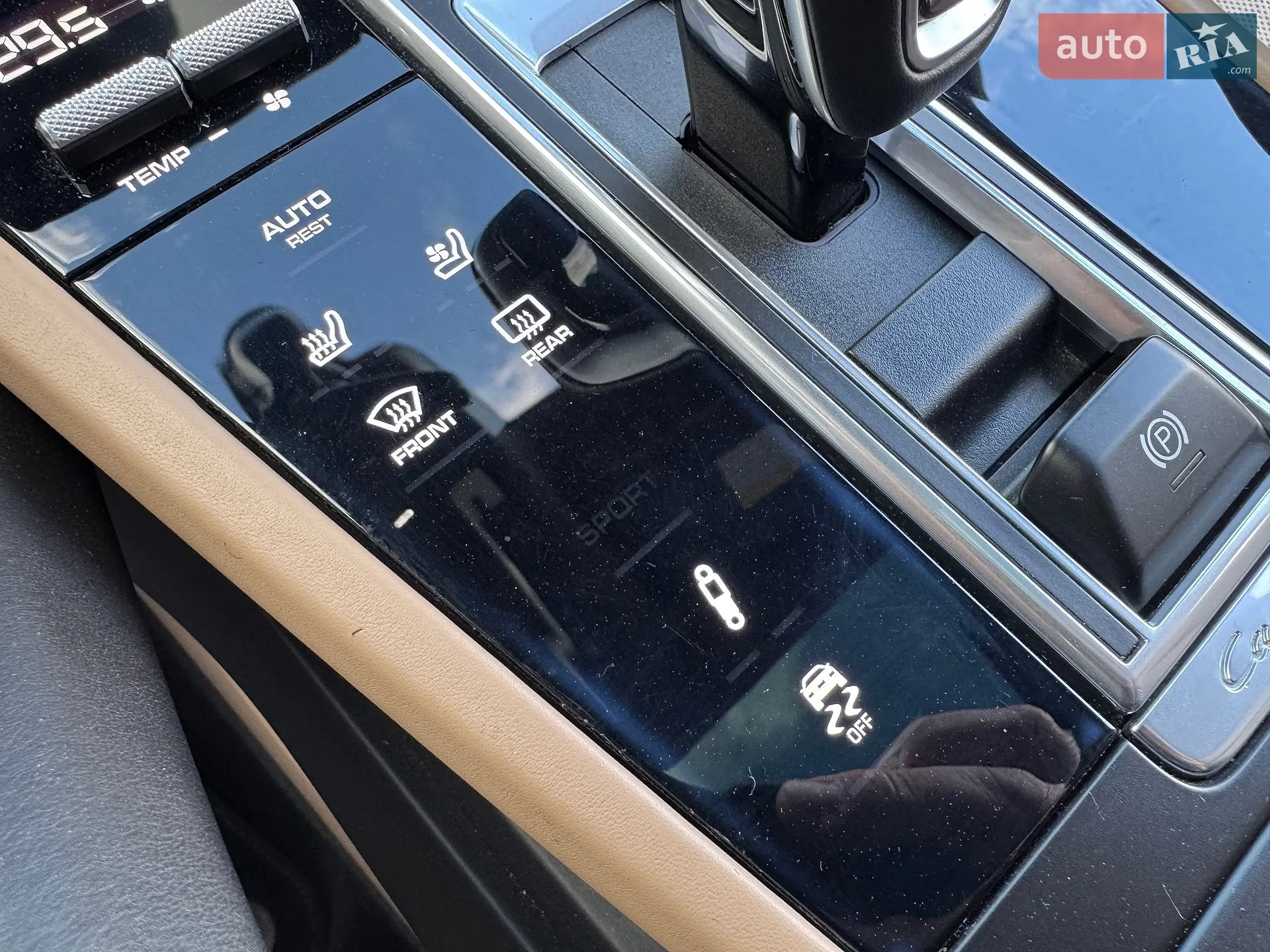 2019 Porsche Cayenne - мініатюра 130